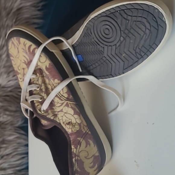 Keds sneakers size 9 - Picture 3 of 3